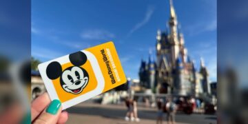 Disney prohíbe ingreso de por vida por infringir una regla