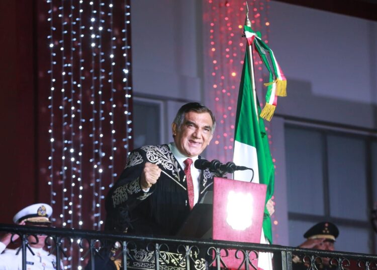 Vivan las mujeres y los hombres de la transformación: Américo