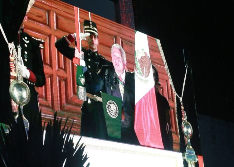 Vivan las mujeres y los hombres de la transformación: Américo