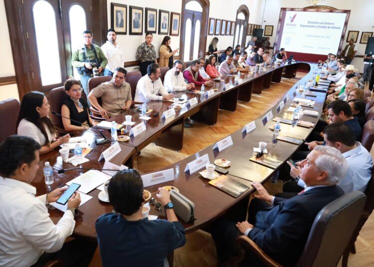 Organismos ciudadanos avalan Plan de Gobierno de Lalo Gattás