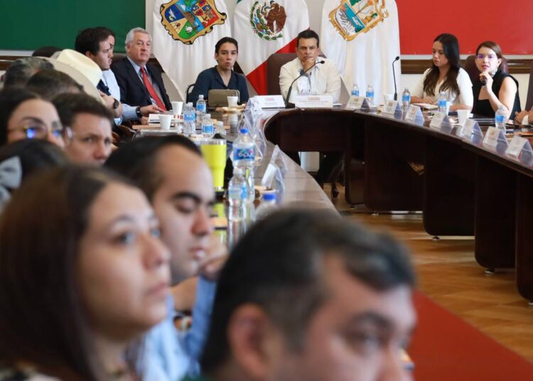 Organismos ciudadanos avalan Plan de Gobierno de Lalo Gattás
