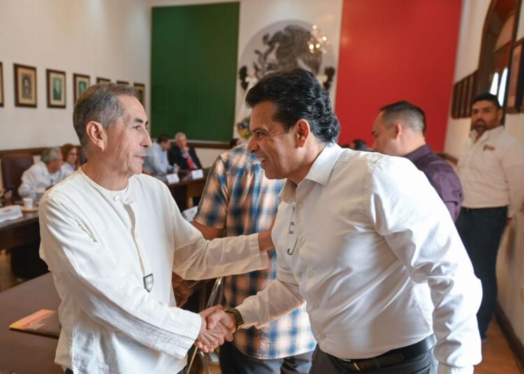 Organismos ciudadanos avalan Plan de Gobierno de Lalo Gattás