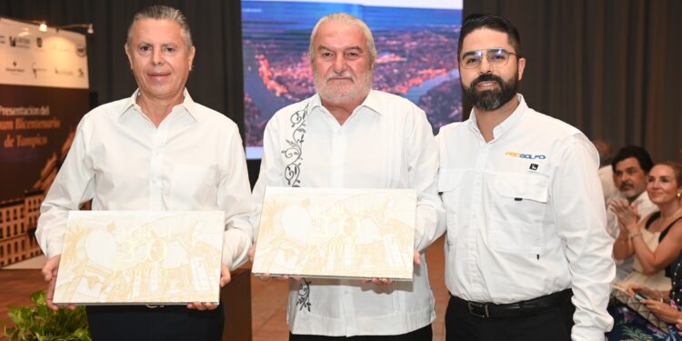 Presentan el Álbum del Bicentenario de Tampico