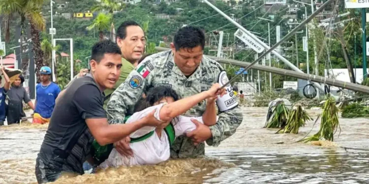 Ocho muertos deja “John” a su paso por Guerrero: AMLO
