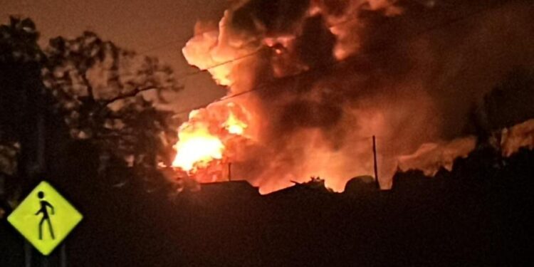 Explosión ducto de Pemex en Altamira