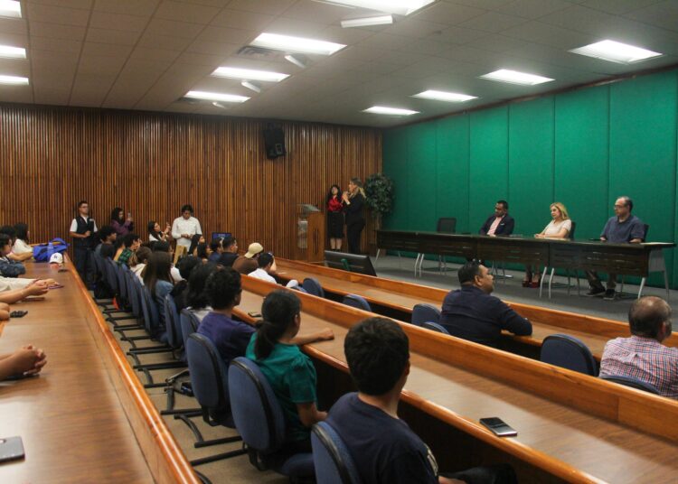 Alumnos de Comunicación de la UAT presentan “Iturbide: Mis Últimos Días”