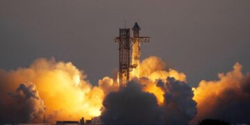 Gran éxito logra Space X con su quinto lanzamiento