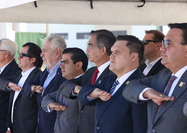 Acude AVA a relevos de mandos de la IV Región, 8/a y 48/a Zonas Militares