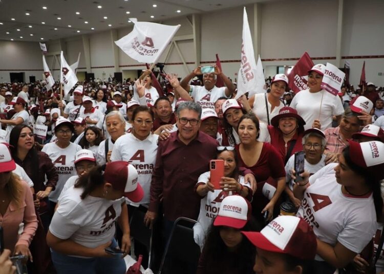 Acude alcalde AMM a Asamblea Informativa de MORENA