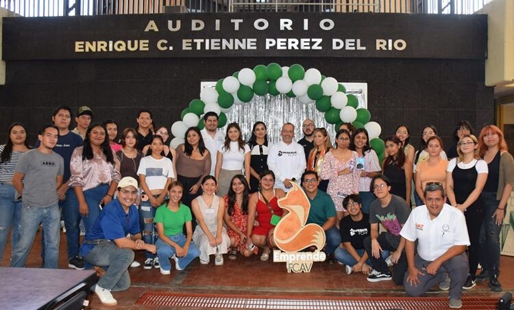 Alumnos de la UAT presentan iniciativas emprendedoras