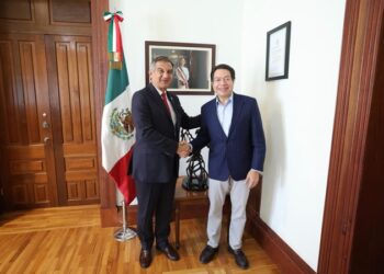 AVA y Mario Delgado van juntos por más educación para Tamaulipas