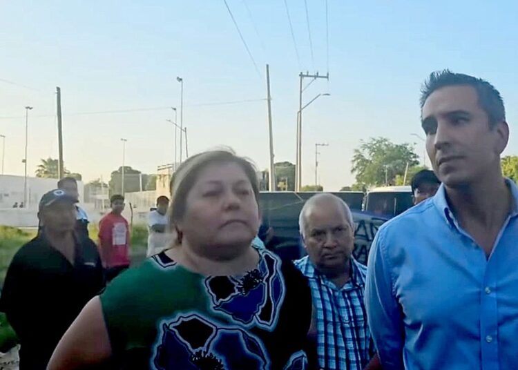 Autoridades municipales abordan conflicto en el Rastro de Tampico