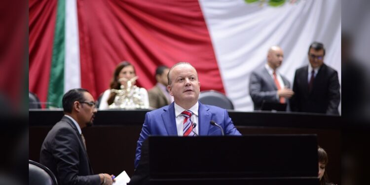 Avala Carlos Canturosas reforma en materia de bienestar