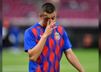 Chivas visitará Puebla sin 2 piezas clave en su esquema