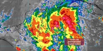 Emiten alerta por ciclón tropical ‘Quince’, rumbo a Quintana Roo