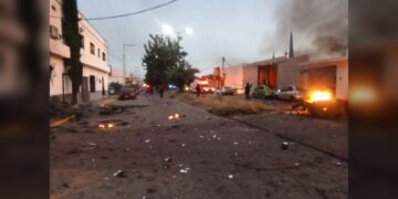 Estalla coche bomba en sede de Seguridad Pública en Guanajuato