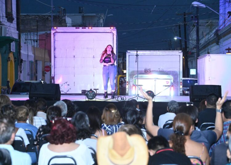 Con alegría y orgullo festejan 274 años de fundación de Victoria