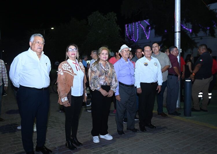 Con alegría y orgullo festejan 274 años de fundación de Victoria