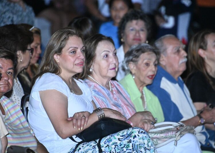 Con alegría y orgullo festejan 274 años de fundación de Victoria