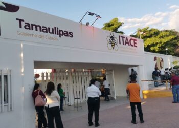 Con binomios caninos, realizan “operación mochila” en el ITACE