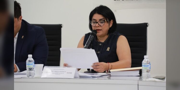 Congreso en alerta por varios alcaldes que se fueron sin pagar sueldos