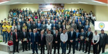 Consolida la UAT formación de ingenieros y científicos