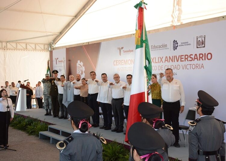 Cumple AVA al Tec Victoria; construye gimnasio