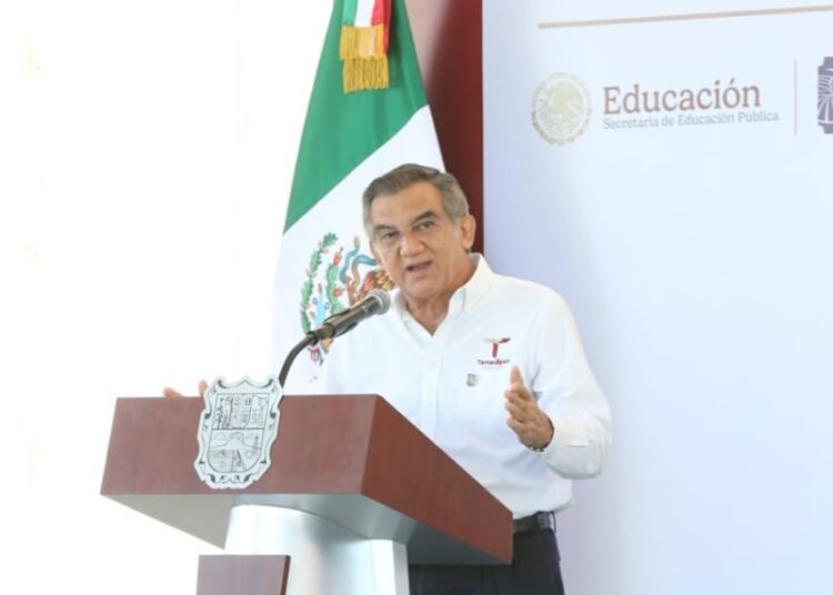 Cumple AVA al Tec Victoria; construye gimnasio