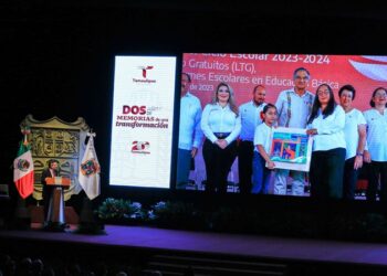 Destaca AVA impulso a la educación y los apoyos a estudiantes con menos recursos