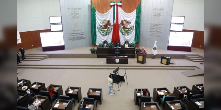 Diputados reforman la Constitución de Tamaulipas en su primera sesión ordinaria