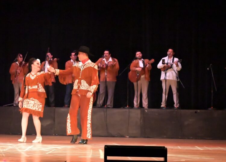 Disfrutan Tampiqueños interesante programa ‘Cultural en el Metro’