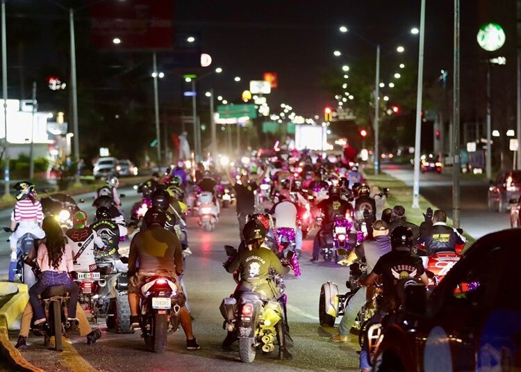 Encabeza Carmen Lilia Canturosas ‘Rodada Rosa 2024’