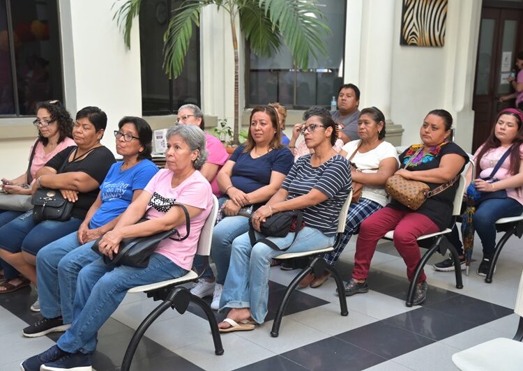 Entrega DIF Tampico prótesis de mama a mujeres sobrevivientes de cáncer