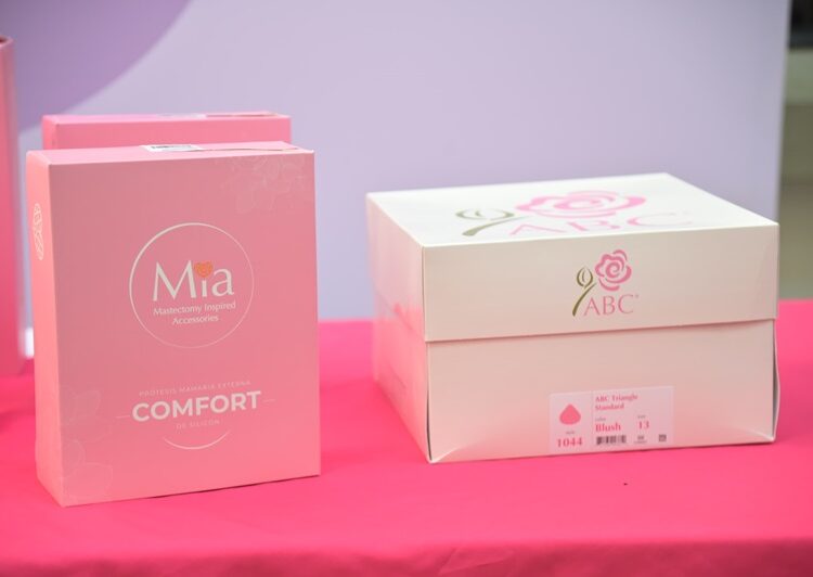 Entrega DIF Tampico prótesis de mama a mujeres sobrevivientes de cáncer