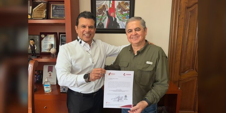 Entregan nombramiento a Gerente de COMAPA Victoria