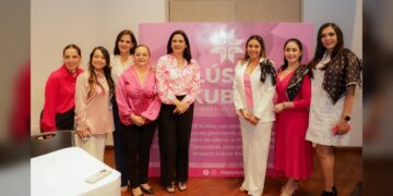 “Esencial la coordinación con sociedad en la lucha contra el cáncer de mama”: Mónica