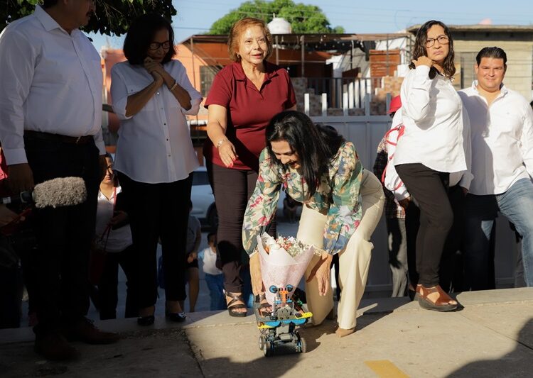 “Estaremos muy cerca del sector educativo”: Mónica Villarreal