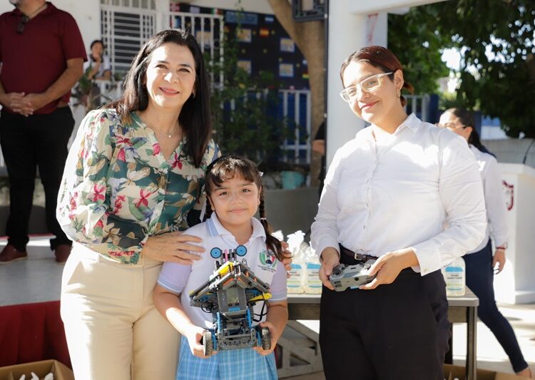 “Estaremos muy cerca del sector educativo”: Mónica Villarreal