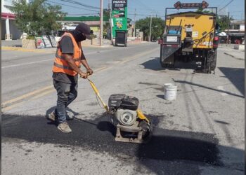 Extiende Municipio bacheo a más colonias de Victoria