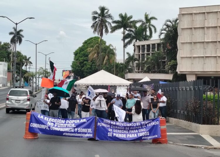 Guardia Estatal preserva seguridad durante manifestación en Tampico