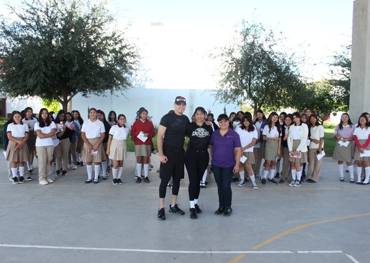 INMUJER NLD imparte taller de defensa personal