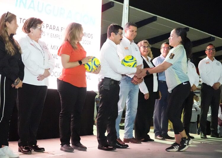 Inaugura Dámaso Anaya torneos deportivos para empleados de la UAT