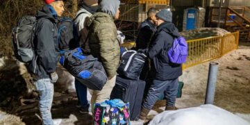 Canadá reducirá inmigración un 27% en 3 años