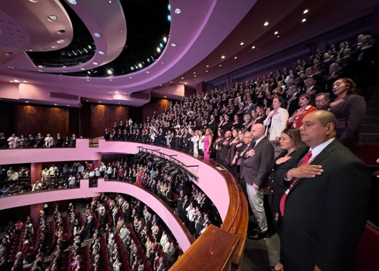 Invierte gobierno de AVA en 2 años 13 mil MDP en obra pública