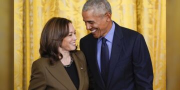 Barack y Michelle Obama se suman a Kamala