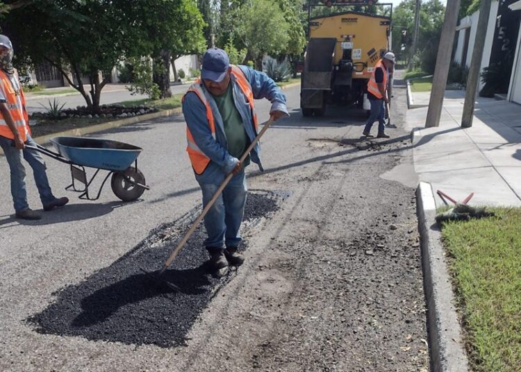 Llega programa de bacheo a 6 colonias más de Victoria