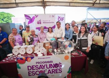 Llevan AVA y María la brigada “Transformando Familias” a San Fernando