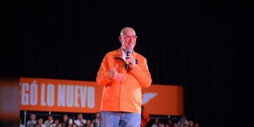 Dante Delgado revela que padece cáncer de estómago