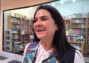 Carlos Canturosas vota a favor de fortalecer el transporte ferroviario de pasajeros