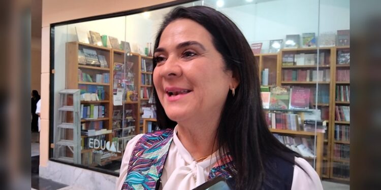 Carlos Canturosas vota a favor de fortalecer el transporte ferroviario de pasajeros